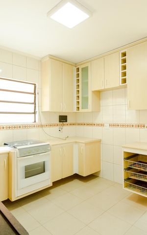 Casa para alugar com 100m², 2 quartos e 3 vagasCozinha 