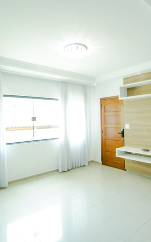 Casa para alugar com 100m², 2 quartos e 3 vagasSala