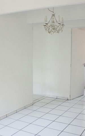 Apartamento para alugar com 60m², 2 quartos e 1 vagaSala 