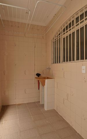 Casa para alugar com 70m², 2 quartos e 2 vagasÁrea de Serviço