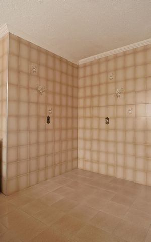 Casa para alugar com 70m², 2 quartos e 2 vagasCozinha