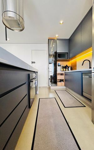 Apartamento para alugar com 89m², 2 quartos e 2 vagas Apartamento para alugar com 89m², 2 quartos e 2 vagasCozinha