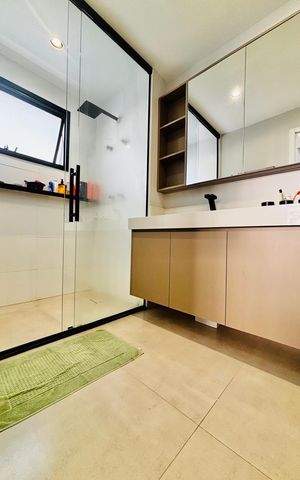 Apartamento para alugar com 89m², 2 quartos e 2 vagas Apartamento para alugar com 89m², 2 quartos e 2 vagasBanheiro da Suíte 1