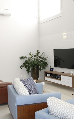 Casa de condomínio à venda com 1024m², 5 quartos e 7 vagasSala