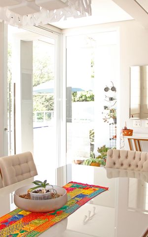 Casa de condomínio à venda com 1024m², 5 quartos e 7 vagasSala