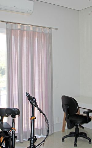 Casa de condomínio à venda com 1024m², 5 quartos e 7 vagasEscritório