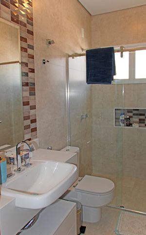 Casa de condomínio à venda com 1024m², 5 quartos e 7 vagasSuíte 4 Banheiro