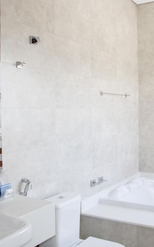 Casa de condomínio à venda com 1024m², 5 quartos e 7 vagasSuíte 2 Banheiro