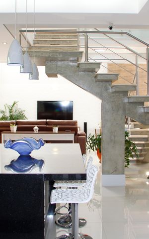 Casa de condomínio à venda com 1024m², 5 quartos e 7 vagasCozinha