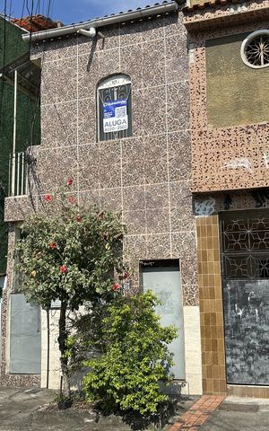 Casa para alugar com 44m², 1 quarto e sem vagaFachada + placa