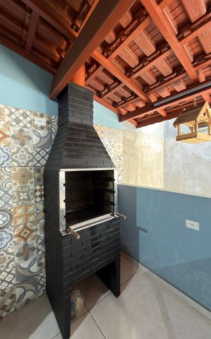 Casa à venda com 141m², 3 quartos e 2 vagas Casa à venda com 141m², 3 quartos e 2 vagasEspaço Gourmet