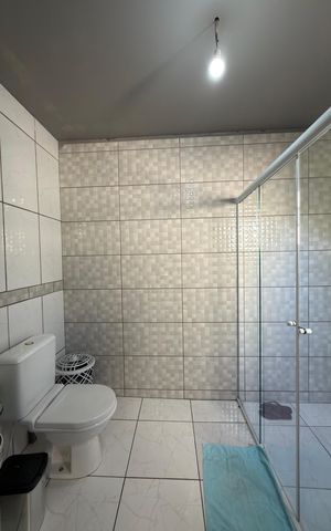 Casa à venda com 141m², 3 quartos e 2 vagas Casa à venda com 141m², 3 quartos e 2 vagasQuarto 1 - Suíte Banheiro