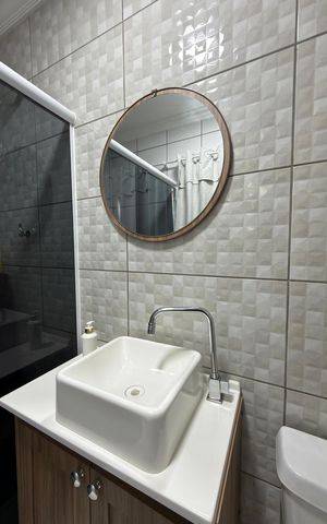 Casa à venda com 141m², 3 quartos e 2 vagas Casa à venda com 141m², 3 quartos e 2 vagasQuarto 2 - Suíte Banheiro