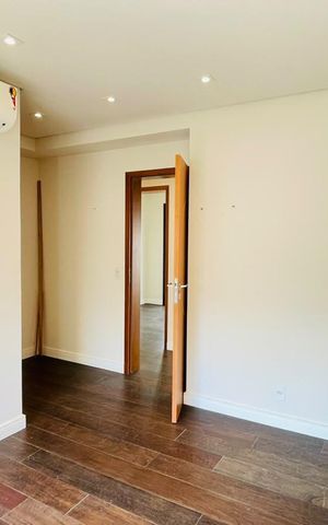 Casa de condomínio para alugar com 155m², 4 quartos e 2 vagas Casa de condomínio para alugar com 155m², 4 quartos e 2 vagasSuíte