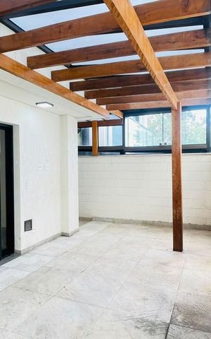 Casa de condomínio para alugar com 155m², 4 quartos e 2 vagas Casa de condomínio para alugar com 155m², 4 quartos e 2 vagasVaranda