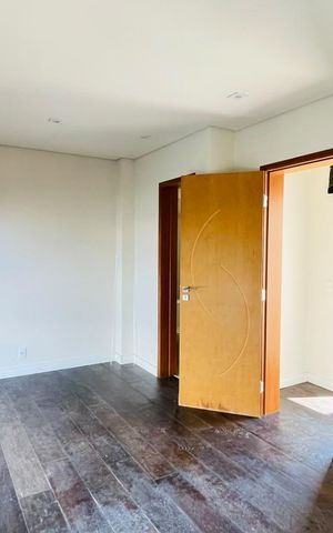 Casa de condomínio para alugar com 155m², 4 quartos e 2 vagas Casa de condomínio para alugar com 155m², 4 quartos e 2 vagasSuíte