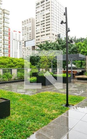 Studio à venda com 29m², 1 quarto e 1 vaga Studio à venda com 29m², 1 quarto e 1 vagaCondomínio