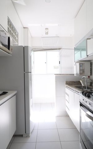 Apartamento para alugar com 65m², 2 quartos e 2 vagasCozinha