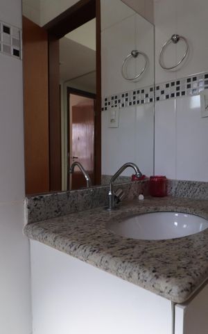 Apartamento para alugar com 65m², 2 quartos e 2 vagasBanheiro Social
