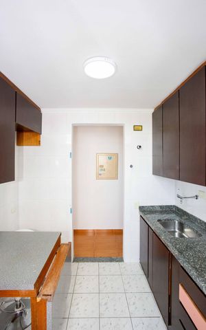 Apartamento à venda com 56m², 2 quartos e 1 vagaCozinha