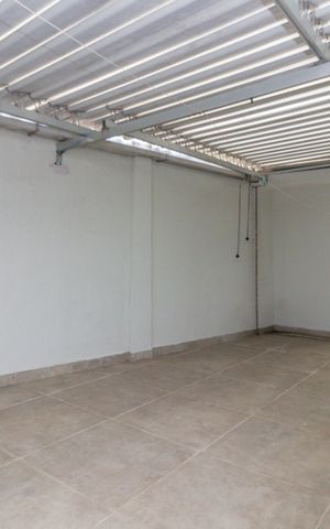 Apartamento para alugar com 34m², 2 quartos e sem vaga