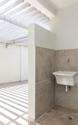 Apartamento para alugar com 34m², 2 quartos e sem vaga