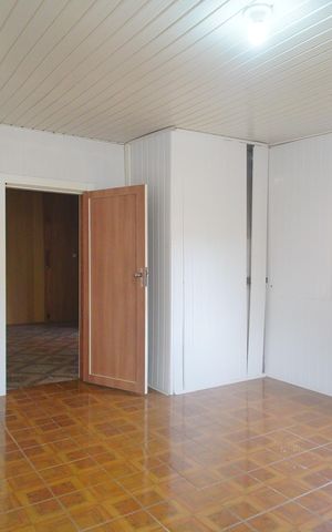 Casa à venda com 80m², 3 quartos e sem vagaQuarto 3
