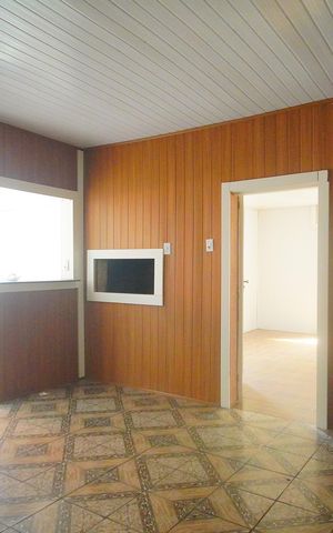 Casa à venda com 80m², 3 quartos e sem vagasala