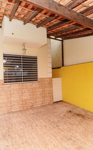 Casa à venda com 72m², 2 quartos e 1 vaga