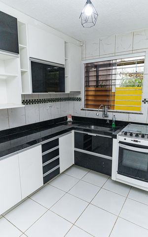 Casa à venda com 72m², 2 quartos e 1 vaga