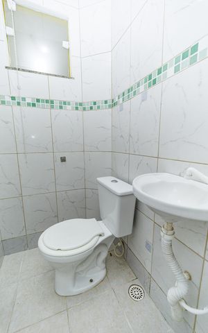Casa à venda com 72m², 2 quartos e 1 vaga