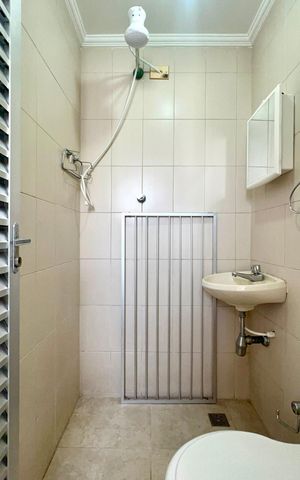 Apartamento à venda com 100m², 3 quartos e 2 vagas Apartamento à venda com 100m², 3 quartos e 2 vagasBanheiro de serviço