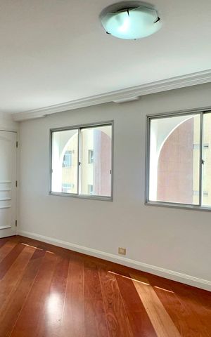 Apartamento à venda com 100m², 3 quartos e 2 vagas Apartamento à venda com 100m², 3 quartos e 2 vagasSala