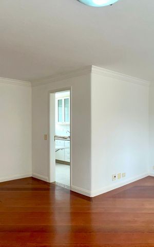 Apartamento à venda com 100m², 3 quartos e 2 vagas Apartamento à venda com 100m², 3 quartos e 2 vagasSala