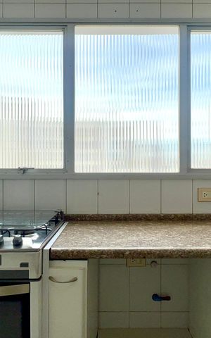 Apartamento à venda com 100m², 3 quartos e 2 vagas Apartamento à venda com 100m², 3 quartos e 2 vagasCozinha