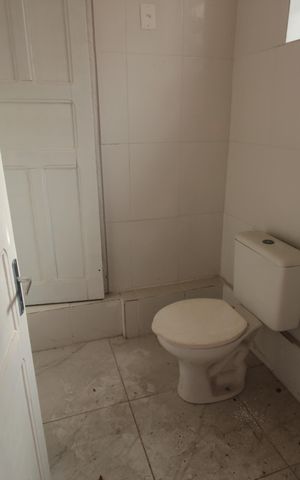 Casa para alugar com 220m², 4 quartos e 3 vagasBanheiro de serviço
