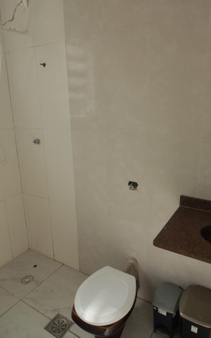 Casa para alugar com 220m², 4 quartos e 3 vagasBanheiro