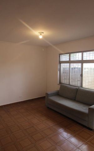 Casa para alugar com 220m², 4 quartos e 3 vagasSala