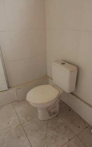 Casa para alugar com 220m², 4 quartos e 3 vagasBanheiro de serviço