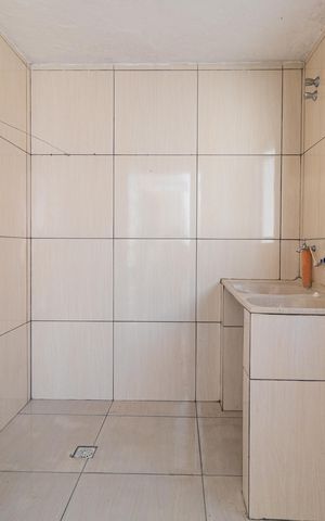 Casa para alugar com 70m², 2 quartos e 1 vaga