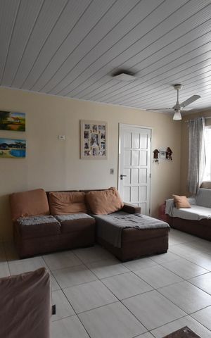 Casa para alugar com 100m², 3 quartos e 1 vagaSala