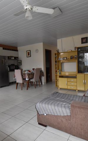 Casa para alugar com 100m², 3 quartos e 1 vagaSala