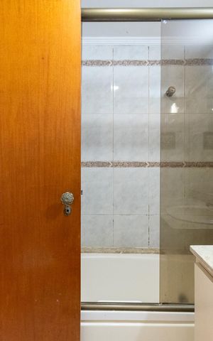 Apartamento para alugar com 126m², 3 quartos e 2 vagas Apartamento para alugar com 126m², 3 quartos e 2 vagasBanheiro Social