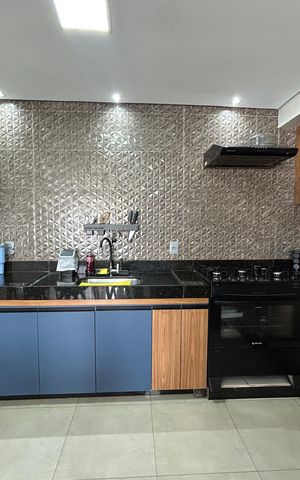 Casa à venda com 180m², 2 quartos e 2 vagas