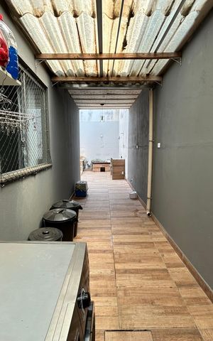 Casa à venda com 180m², 2 quartos e 2 vagas