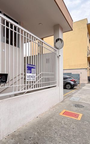 Apartamento à venda com 68m², 2 quartos e 1 vagaFachada + plaquinha