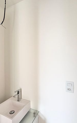 Apartamento à venda com 52m², 2 quartos e 1 vaga Apartamento à venda com 52m², 2 quartos e 1 vagaBanheiro