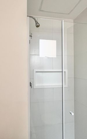 Apartamento à venda com 52m², 2 quartos e 1 vaga Apartamento à venda com 52m², 2 quartos e 1 vagaBanheiro da Suíte