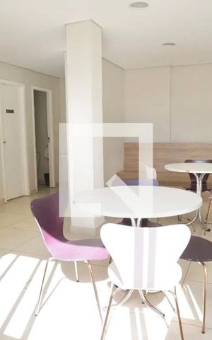 Apartamento à venda com 52m², 2 quartos e 1 vaga Apartamento à venda com 52m², 2 quartos e 1 vagaÁrea comum - Salão de festas