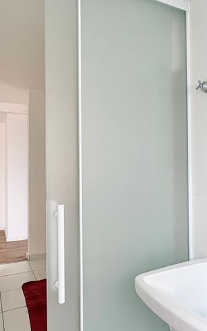 Apartamento à venda com 52m², 2 quartos e 1 vaga Apartamento à venda com 52m², 2 quartos e 1 vagaÁrea de Serviço